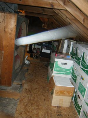 DSCF7526.large attic looking NW.rot.JPG