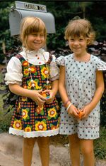 Thumbnail for File:Jers03-004 jess birthday party 1975.web.jpg