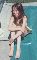 Thumbnail for File:Jenny poolside.web.jpg