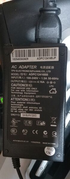 File:20250508 113348.SS101.AC adapter.rot-crop.jpg